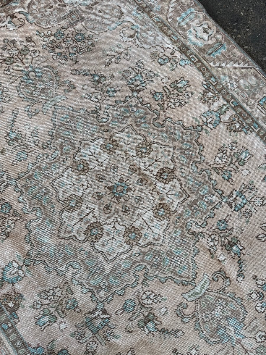 Vintage Tabriz Rug | 6' 1" x 8' 11"