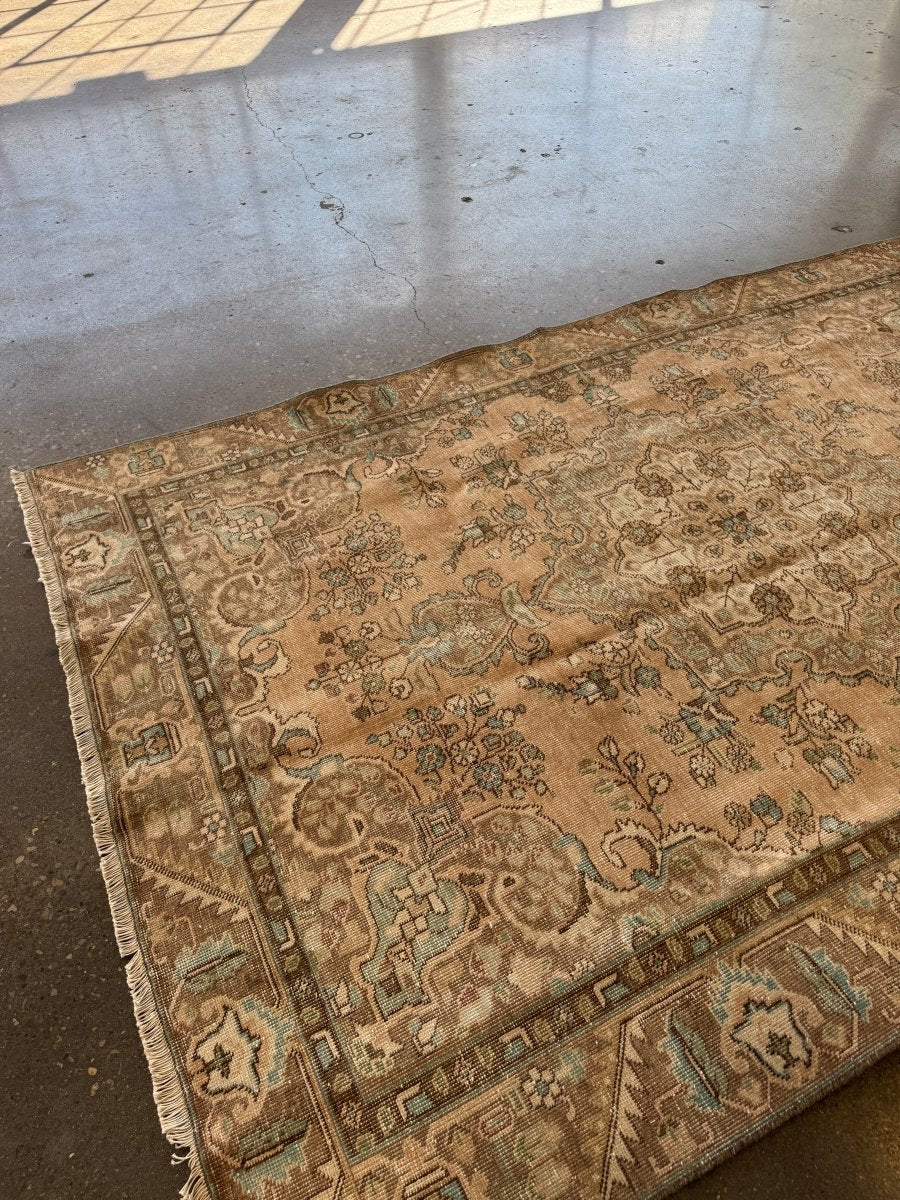 Vintage Tabriz Rug | 6' 1" x 8' 11"