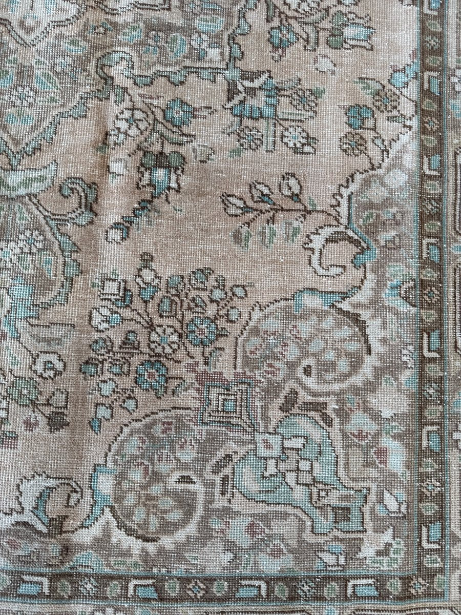 Vintage Tabriz Rug | 6' 1" x 8' 11"
